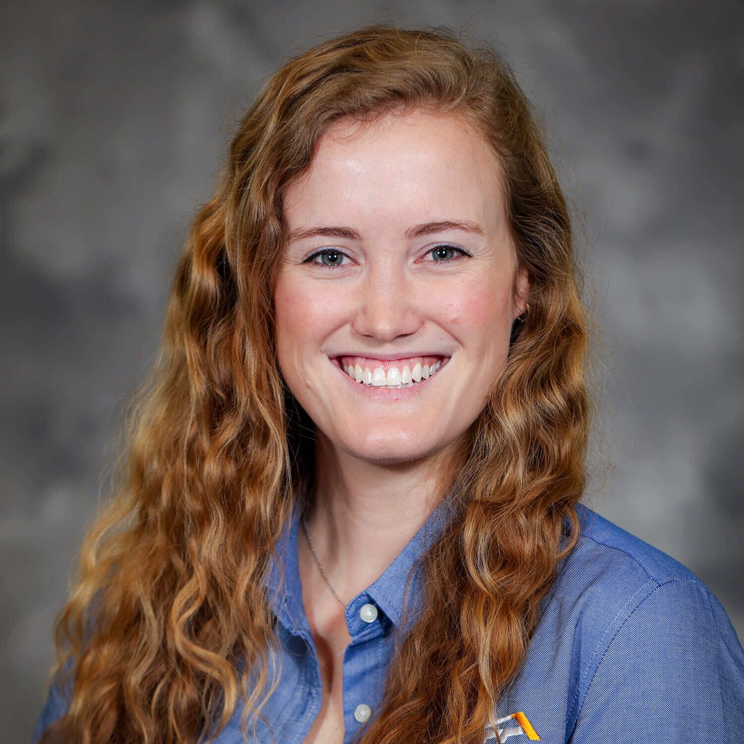 Kaitlin Tenga headshot2-25 Kaitlin Tenga headshot2-25